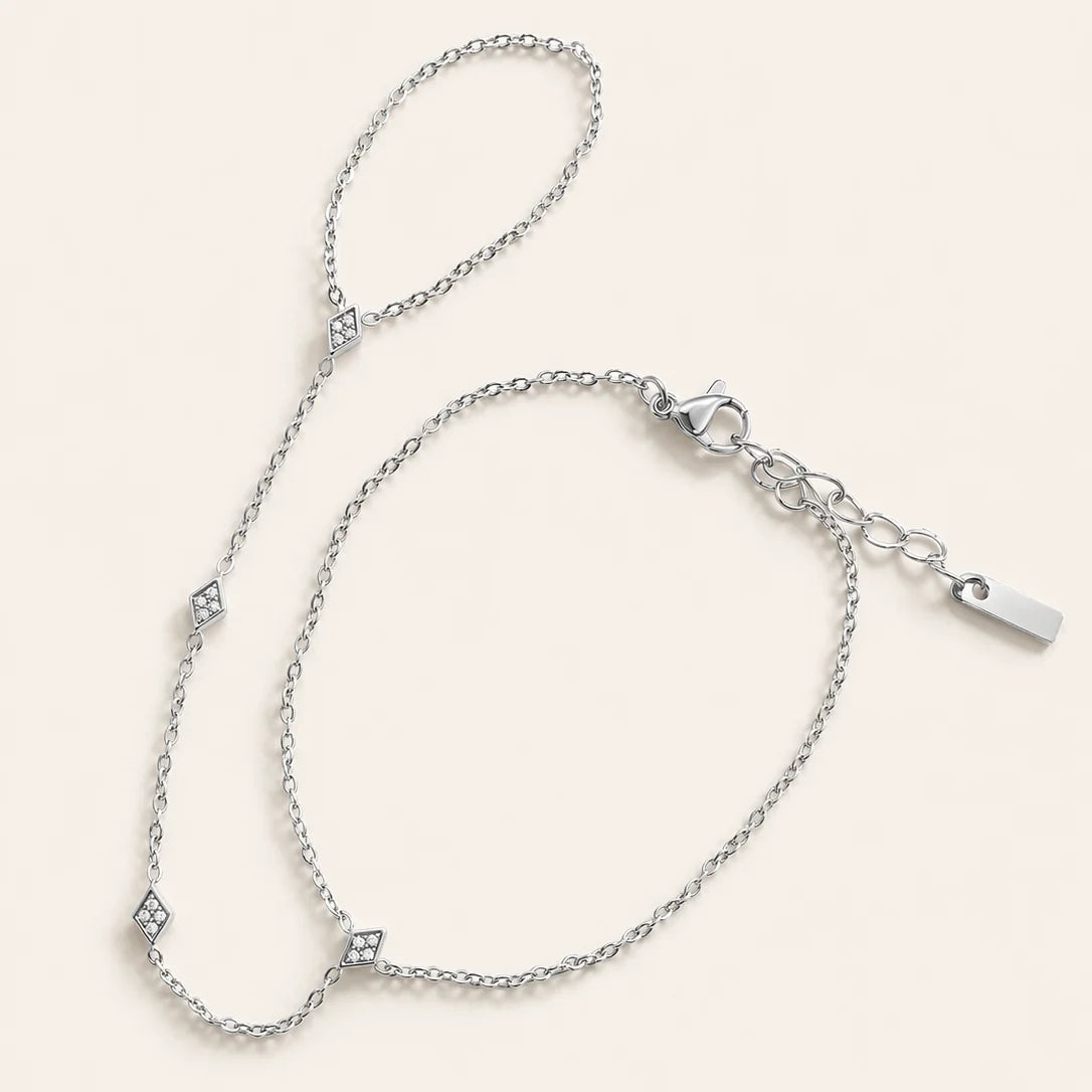 Valérie Crystal Hand Chain