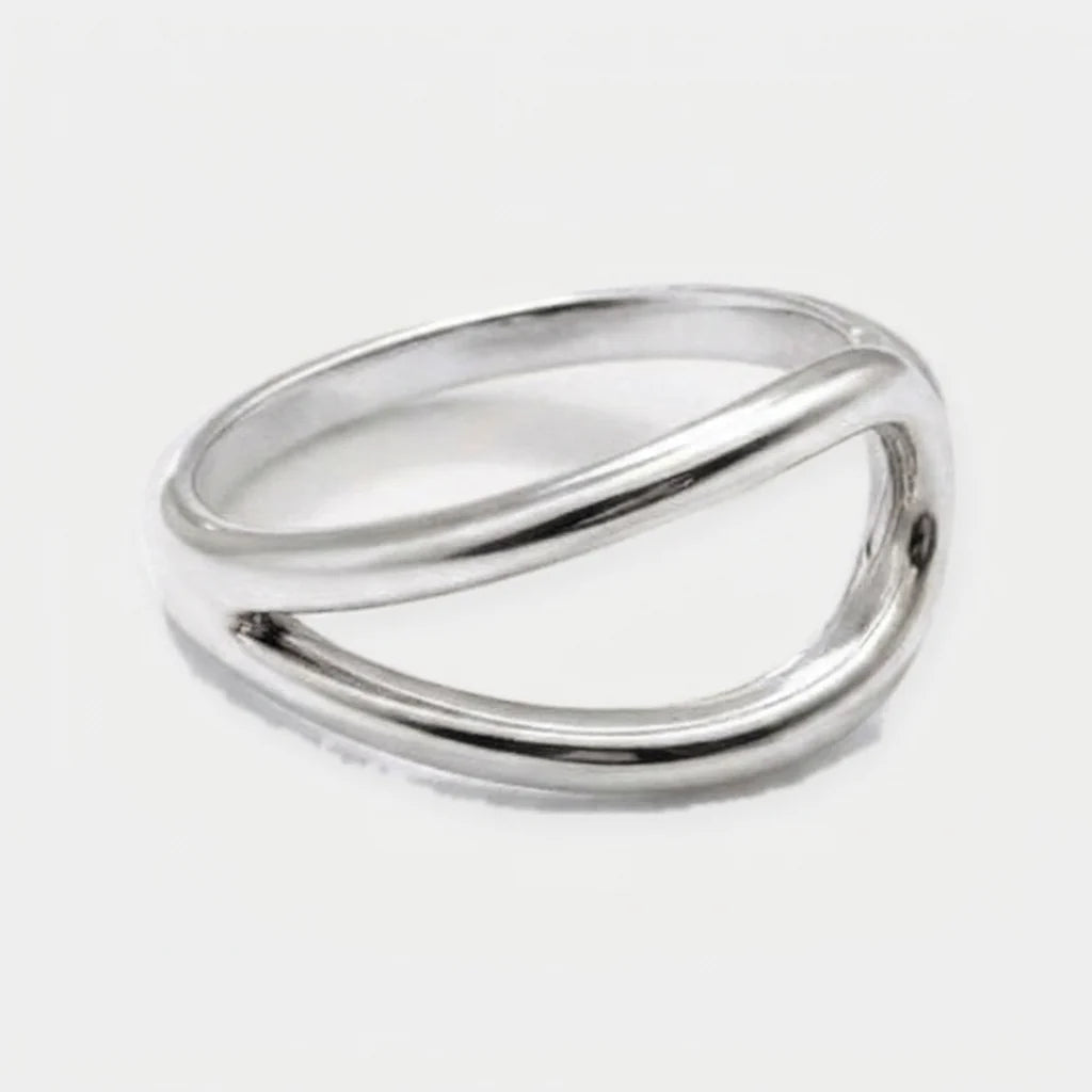 Aria Curve Ring