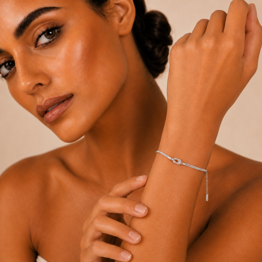 Forever Knot Bracelet (Kavely)