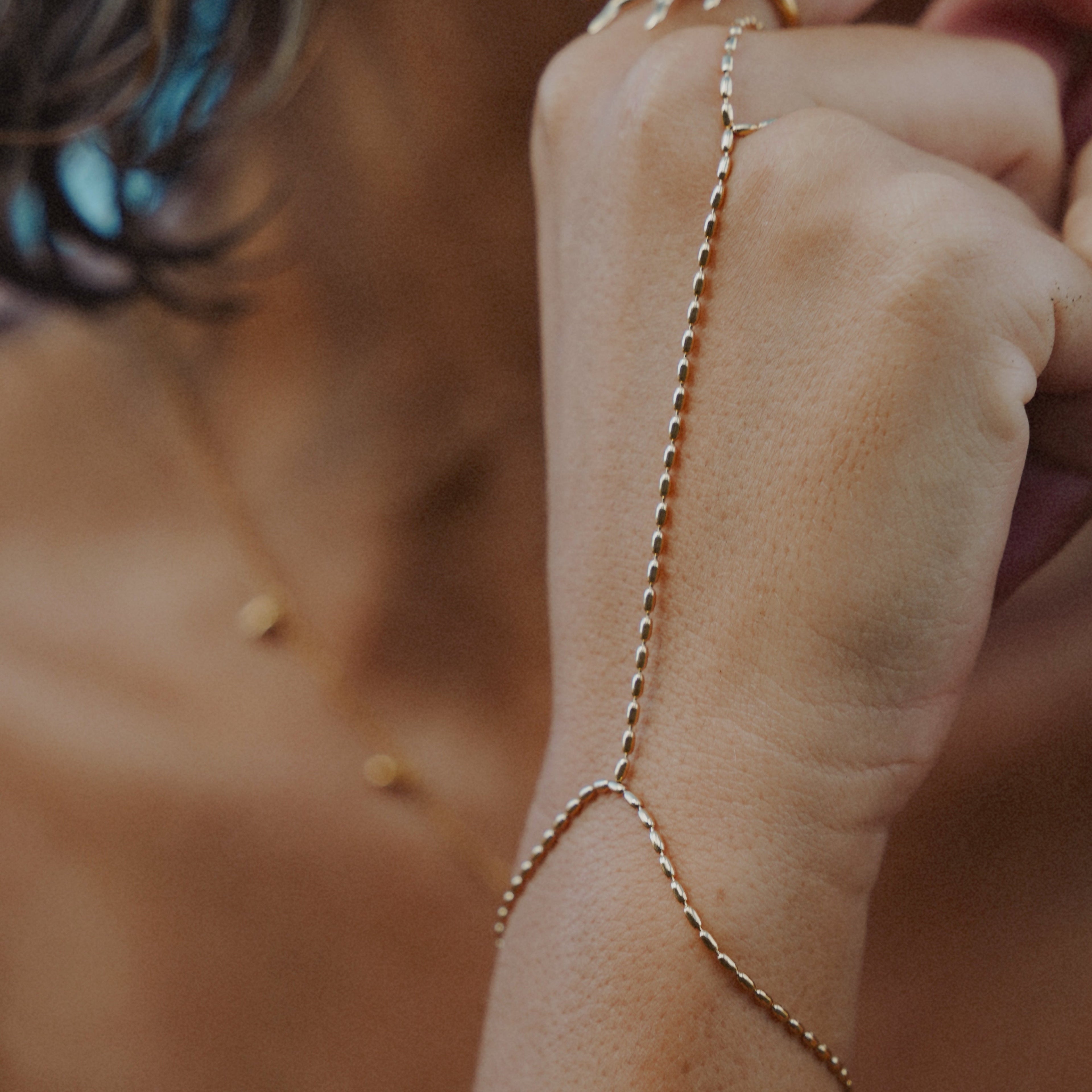 Zahara Handchain