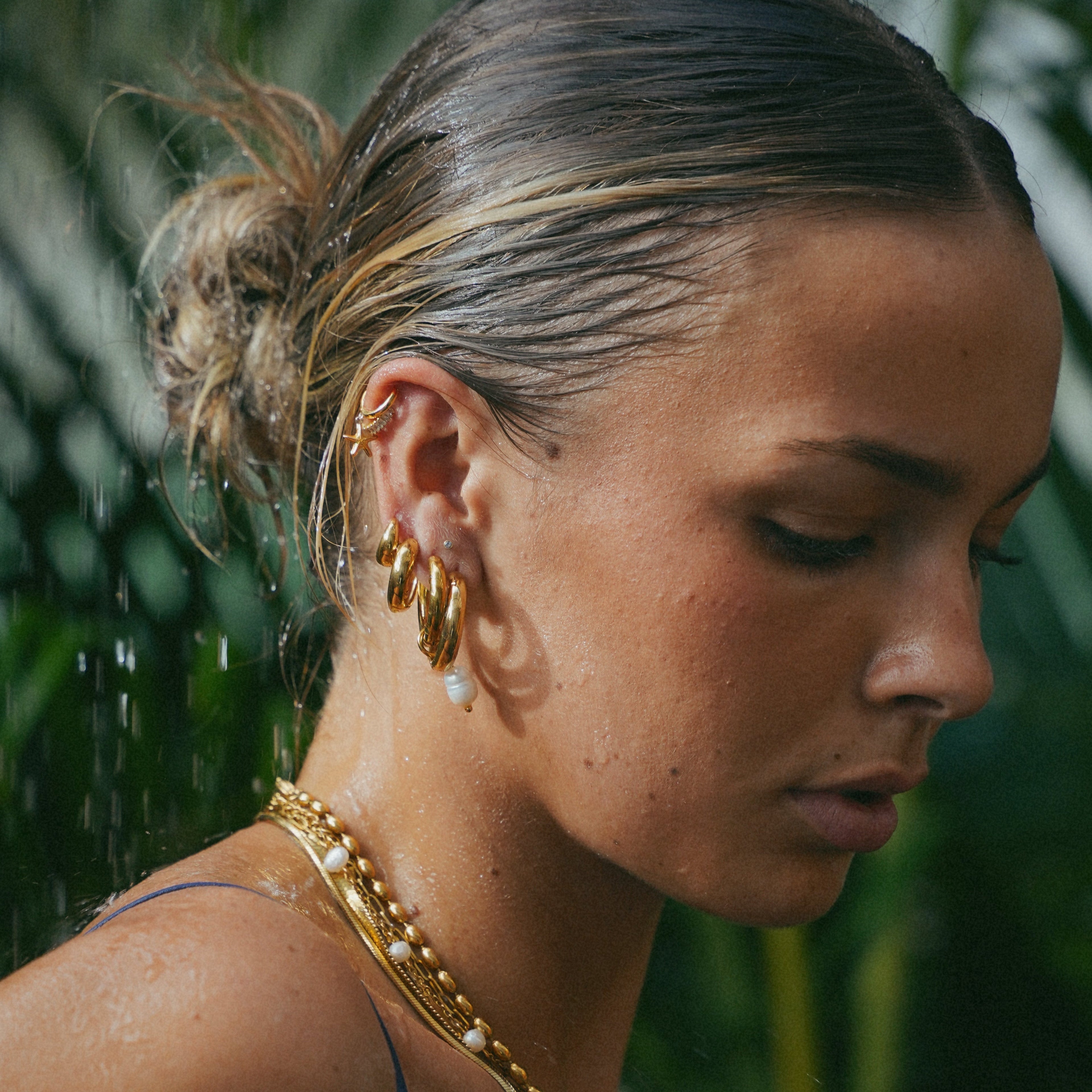 Amara Hoop Earrings